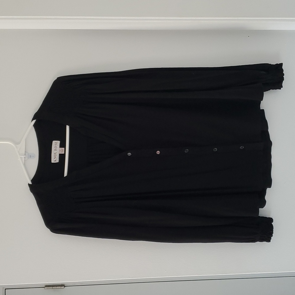Black Knox Rose Women's top Size:L